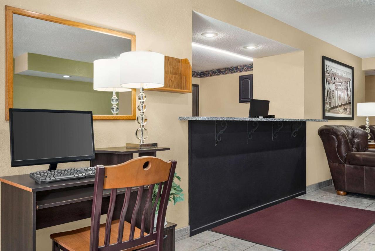 Super 8 By Wyndham Maysville Ky Zewnętrze zdjęcie